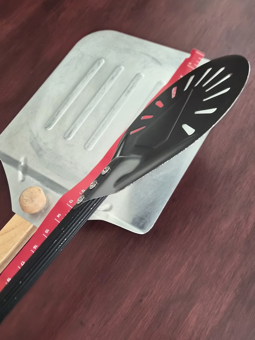 Cuisinart Black Pizza Paddle and Wooden-Handle Aluminum Peel Set - Picture 8 of 11